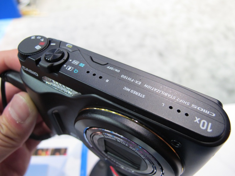 Illustration for article titled Hands On Casio's EX-FH100 High Speed Exilim Camera: Slow Mo Tech is Maturing